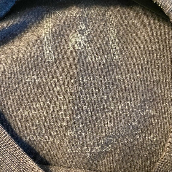 Notorious Graphic Tee - Picture 4 of 4